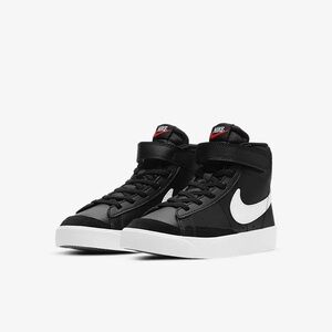 Nike Blazer Mid '77
Little Kids' Shoes